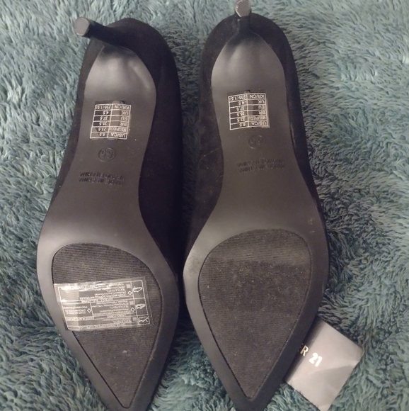 NEW Forever 21 Black Heels Size 6.5 - Picture 4 of 5
